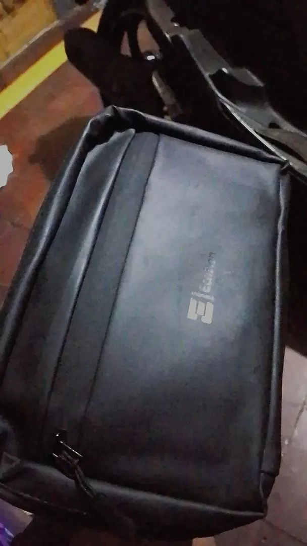 Ur***