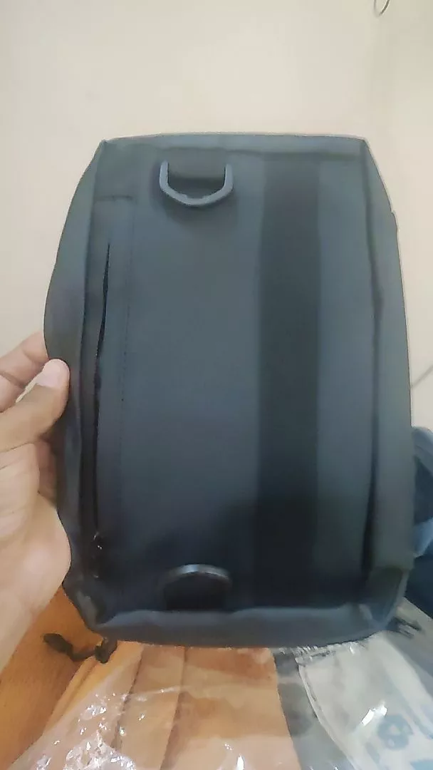 si***