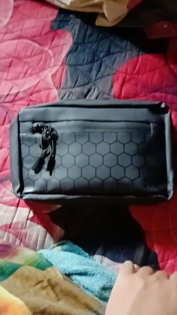 ab***